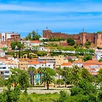 Bed & Breakfast Casa Dos Ninos 4*