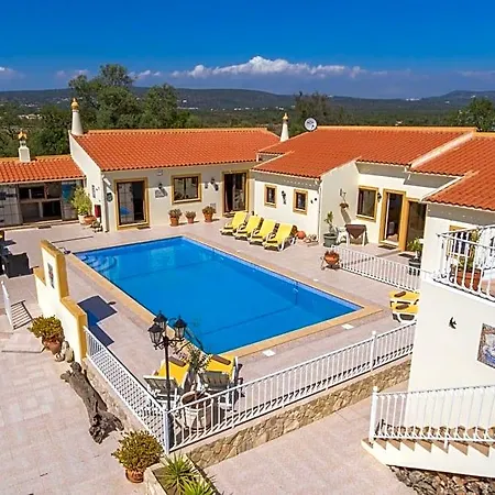 Casa Dos Ninos 4*