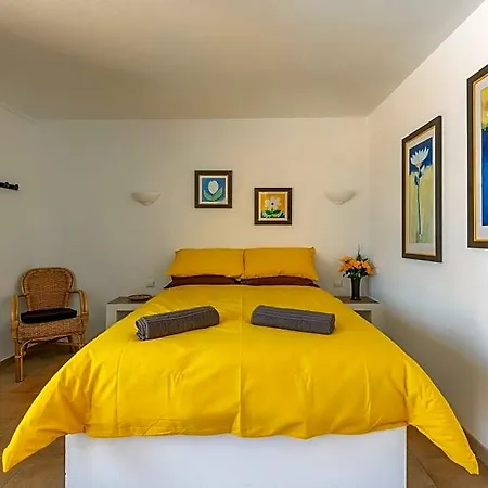 Bed & Breakfast Casa Dos Ninos 4*