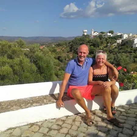 Casa Dos Ninos Bed & Breakfast 4*