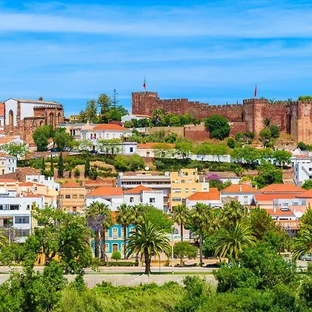 Bed & Breakfast Casa Dos Ninos 4*